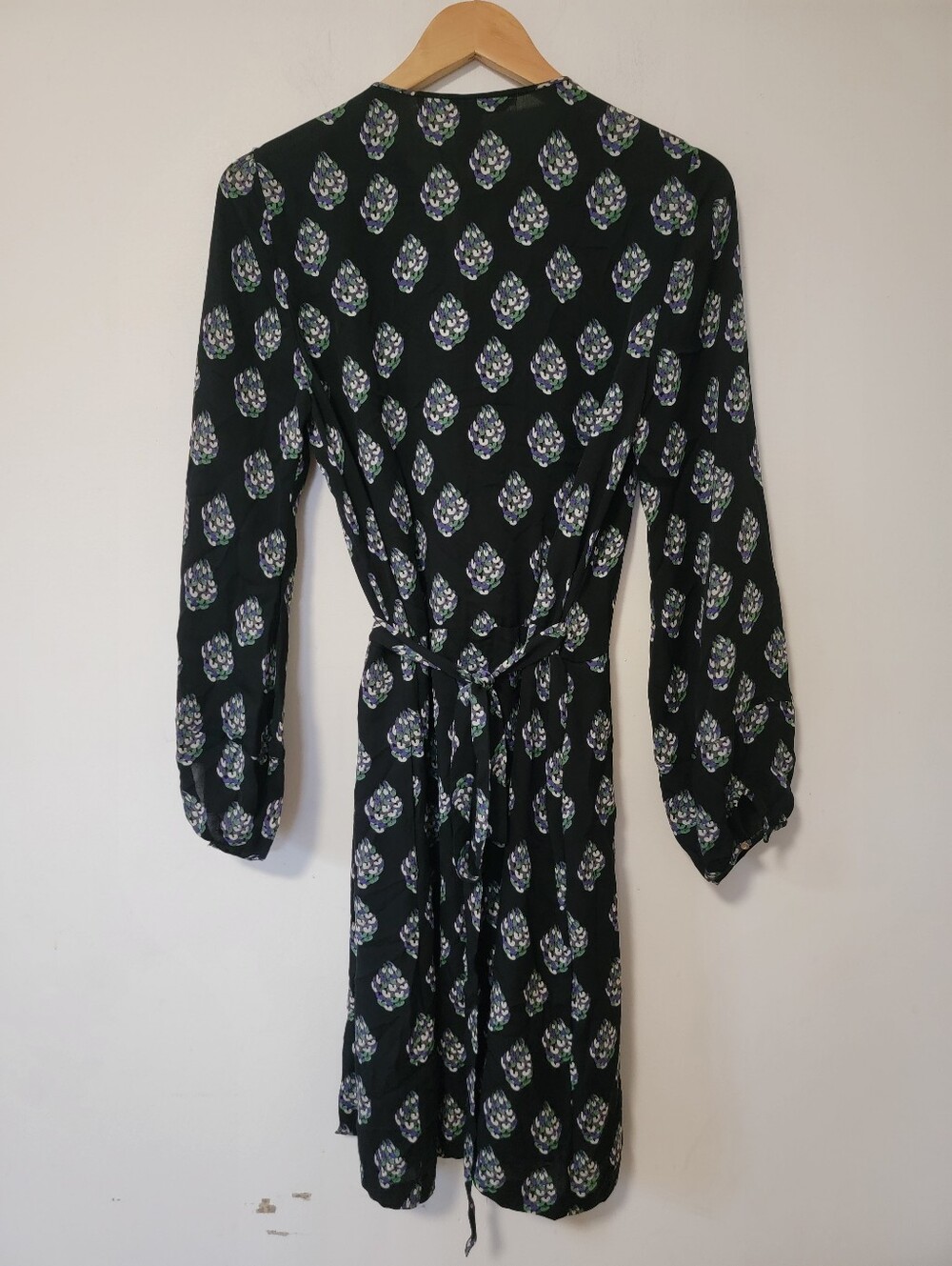 Diane Von Furstenberg Silk Black Floral Wrap Dress with Tie Neck - Picture 5 of 5